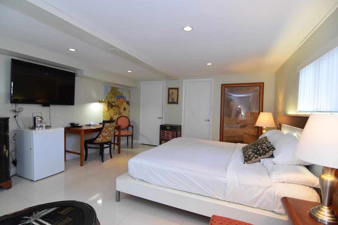 The Harrison Hotel